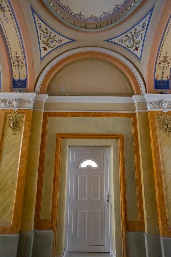Parliament Exclusive Gallery Budapest Exterior foto